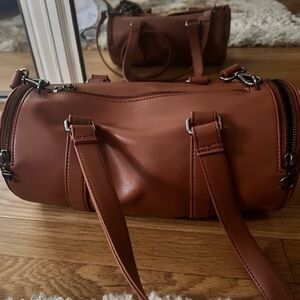 Telfar medium duffle - tan. Brand new, never used with dust bag